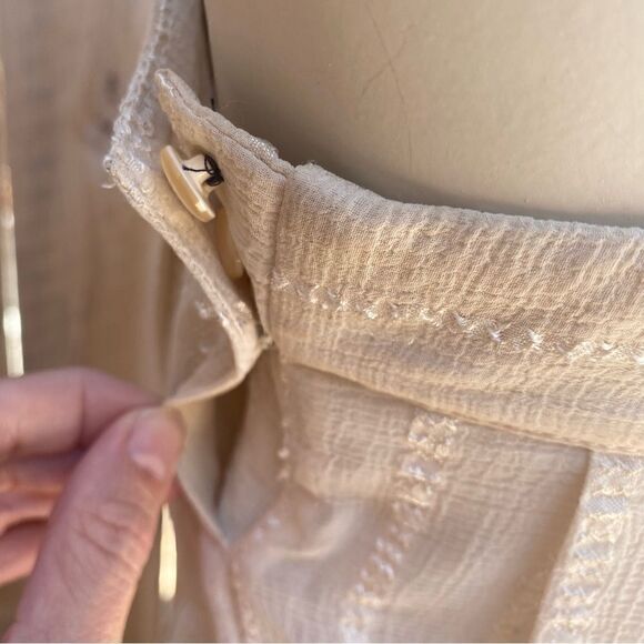 Forever 21 pleated off white/ beige maxi dress size small - Picture 9 of 13